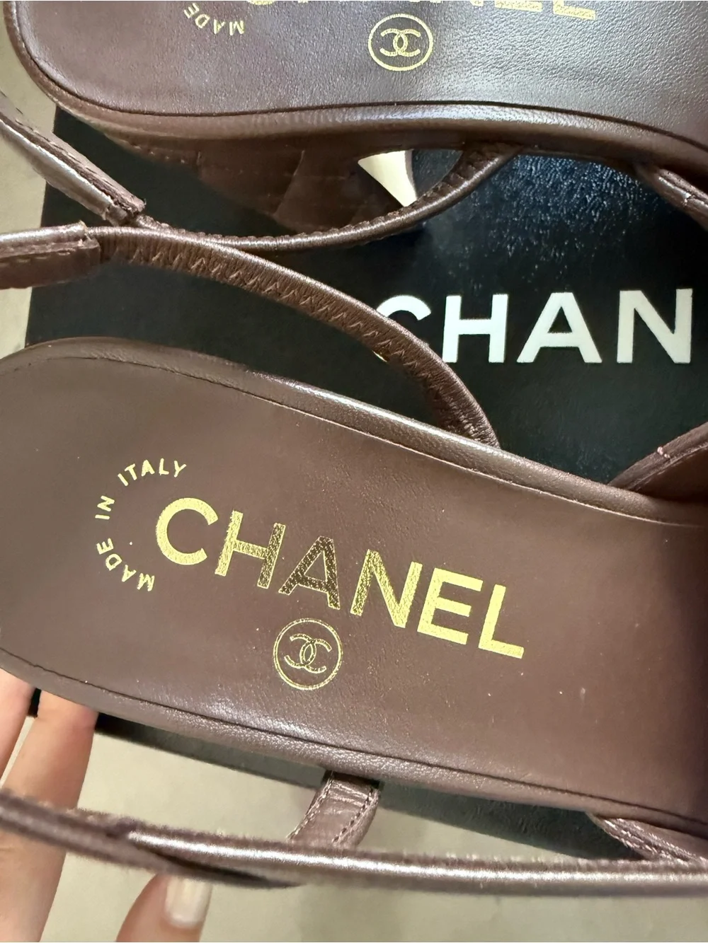 BNWT Chanel 26B Lambskin Dark Brown Quilted Slingback Size 37.5
